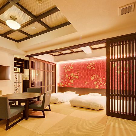 Hotel Sanrriott Kitahama Osaka Bagian luar foto