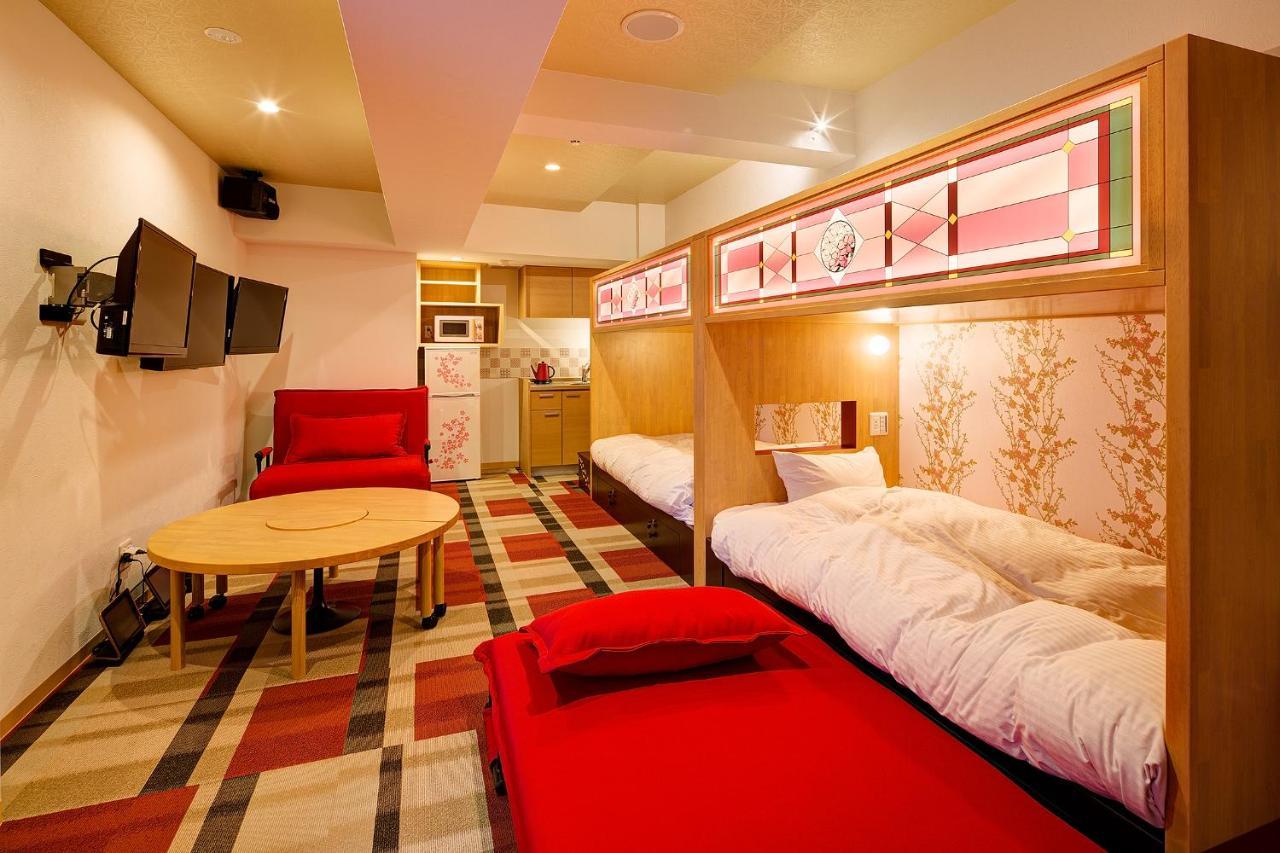 Hotel Sanrriott Kitahama Osaka Bagian luar foto